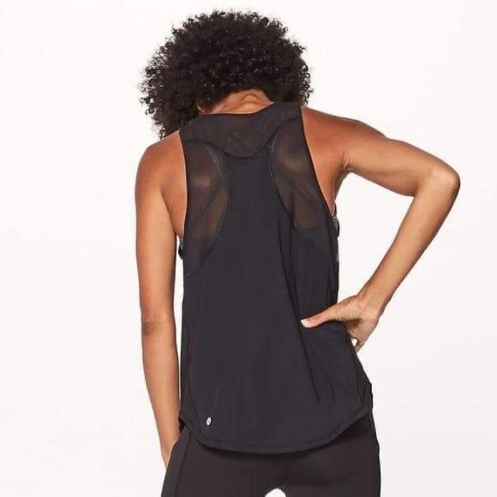 lululemon sculpt tank II black with mesh detail size 6